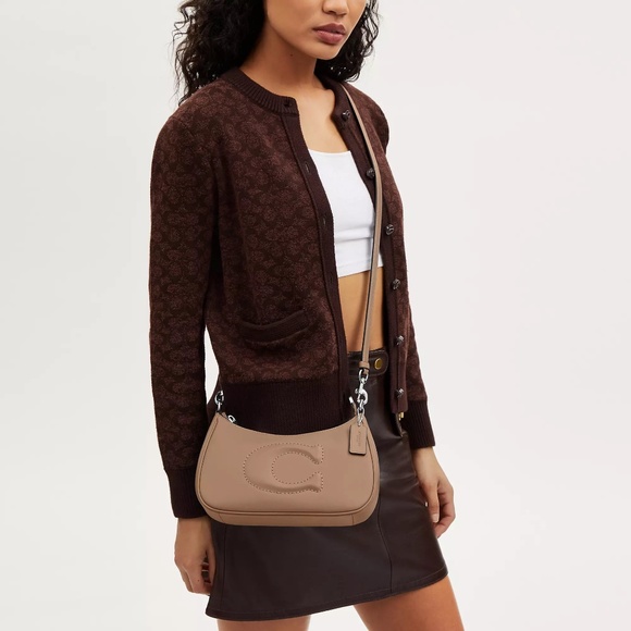 Coach Teri Silver/Taupe/Beige Smooth Leather Shoulder Crossbody Bag CR099 NWOT - Picture 2 of 16